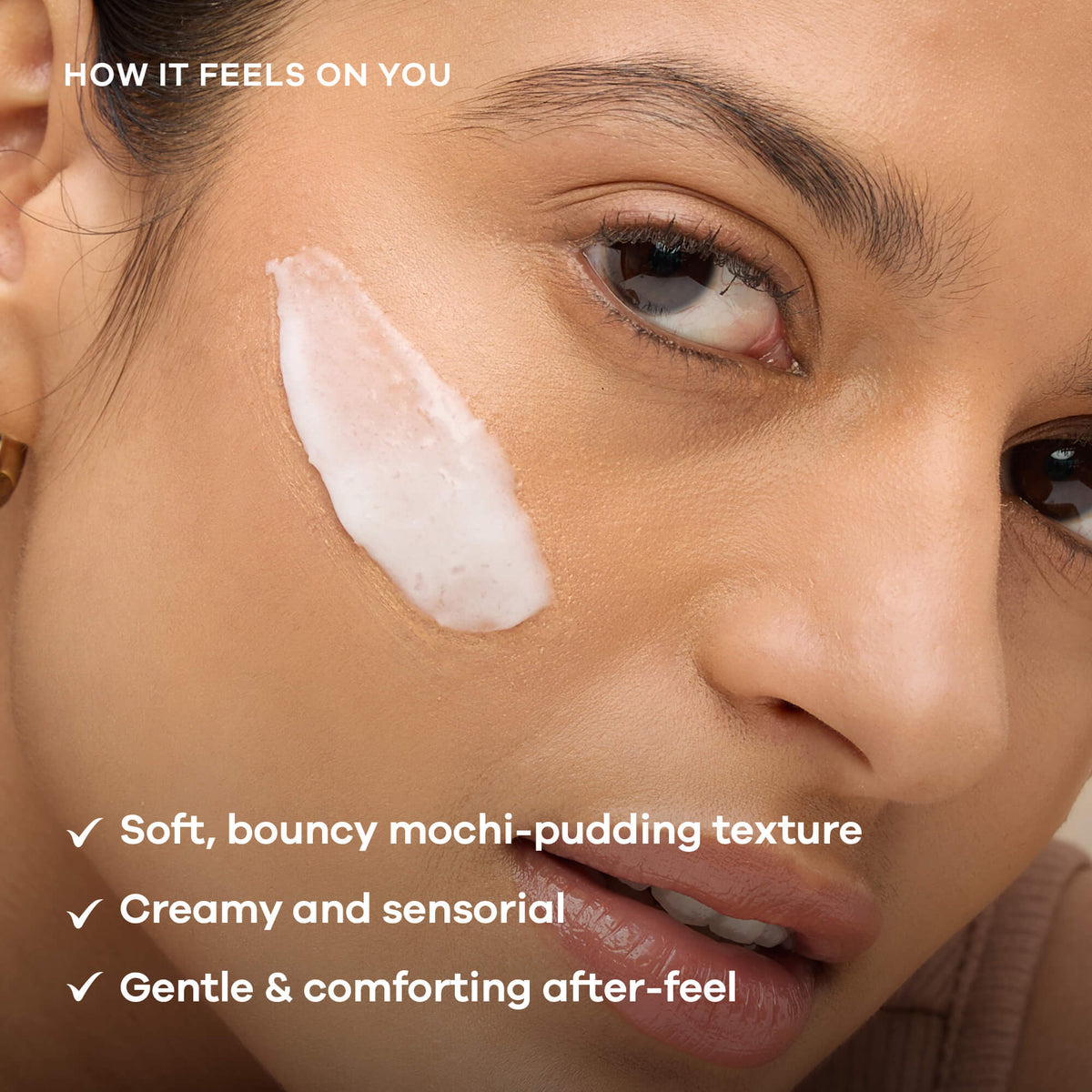 Oats Mochi Cleanser - Barrier Repair with Ceramides 100g