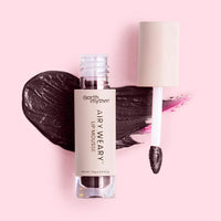 Airy weary lip mousse